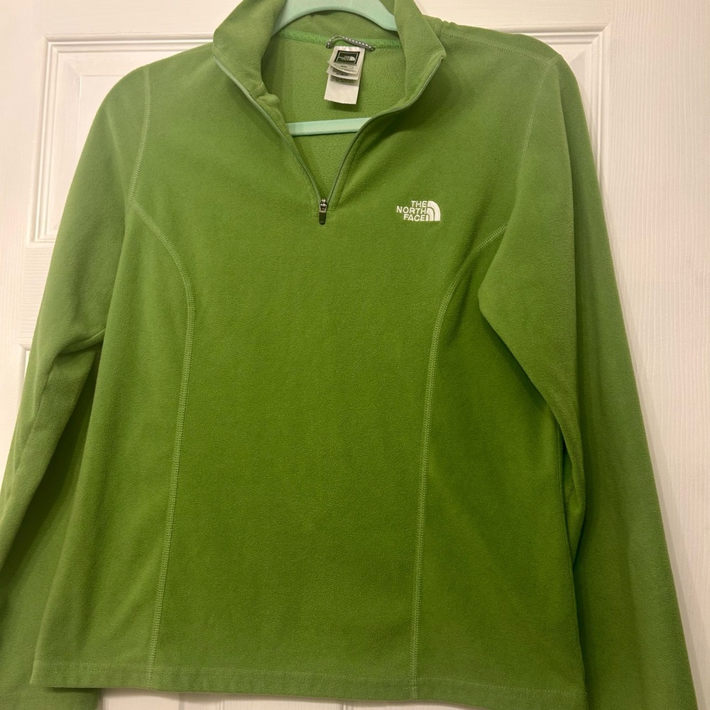 LN The North Face Green Lightweight Quarter Zip
